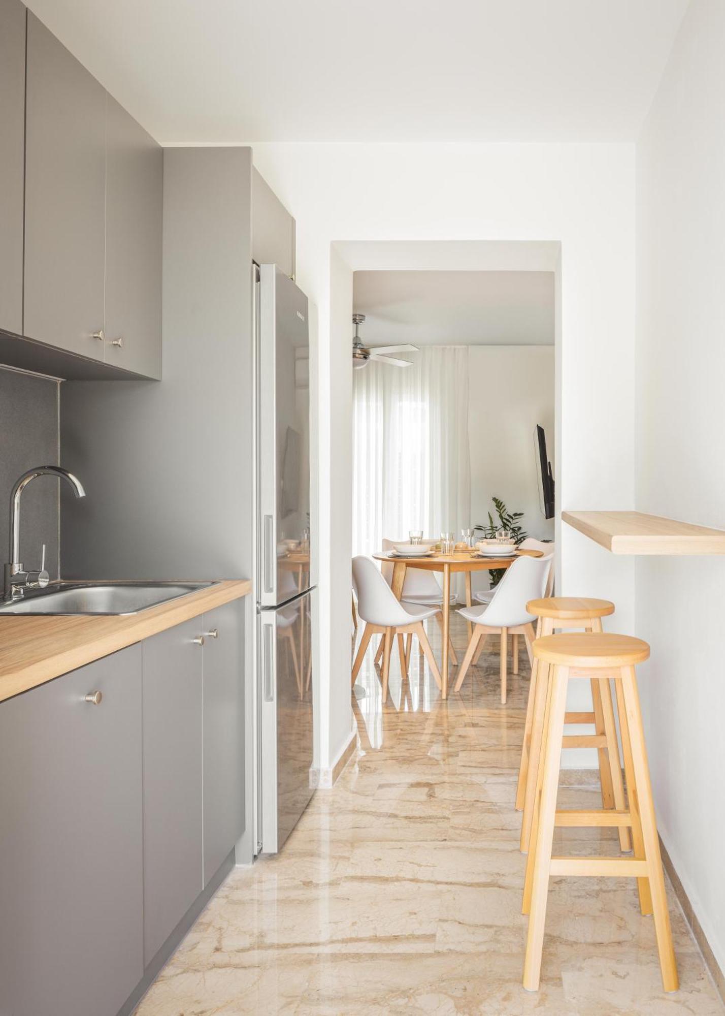 Minimalist Apartment Near The Airport And The City Center Kanali  Exterior photo